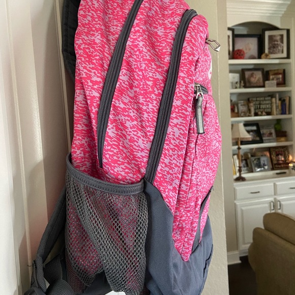 ADIDAS Backpack - Picture 3 of 7